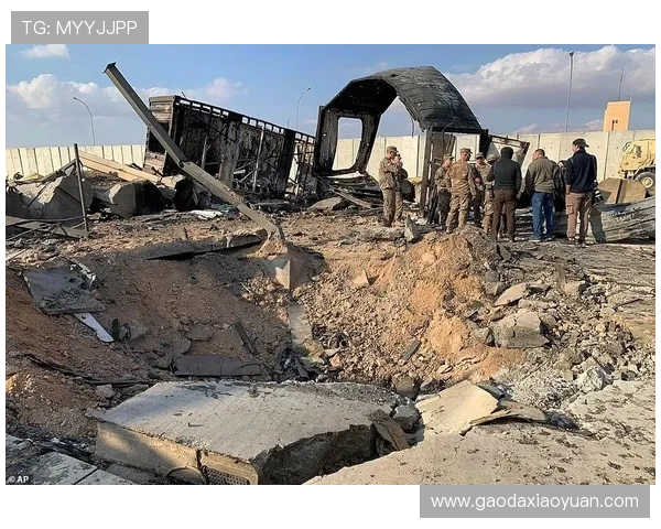 穆尼尔回忆伊朗撤离险情与浓烟画面